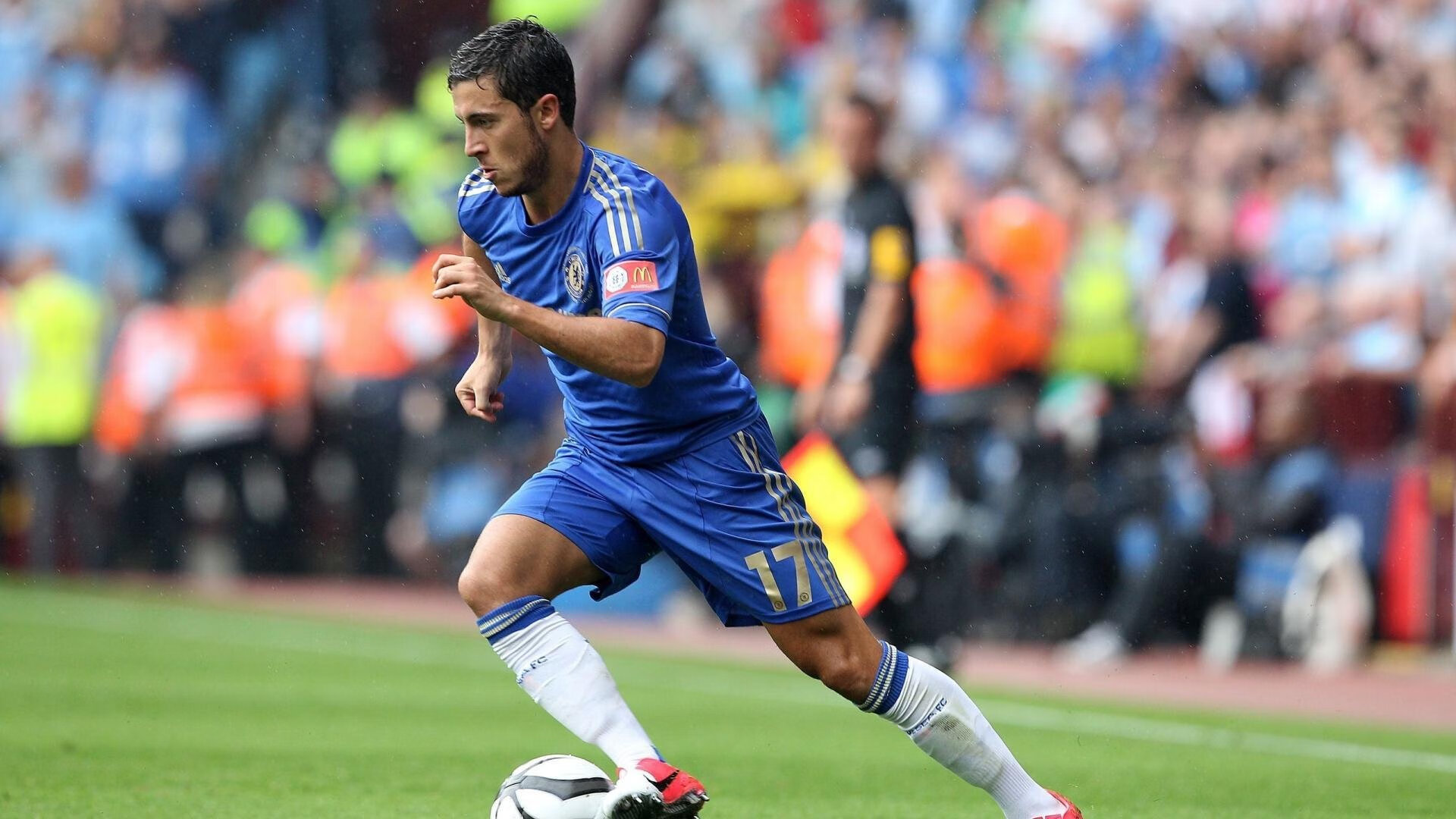 九游游戏中心-杰克·阿莱克西稳扎稳打掌控比赛节奏，杰克 莱西