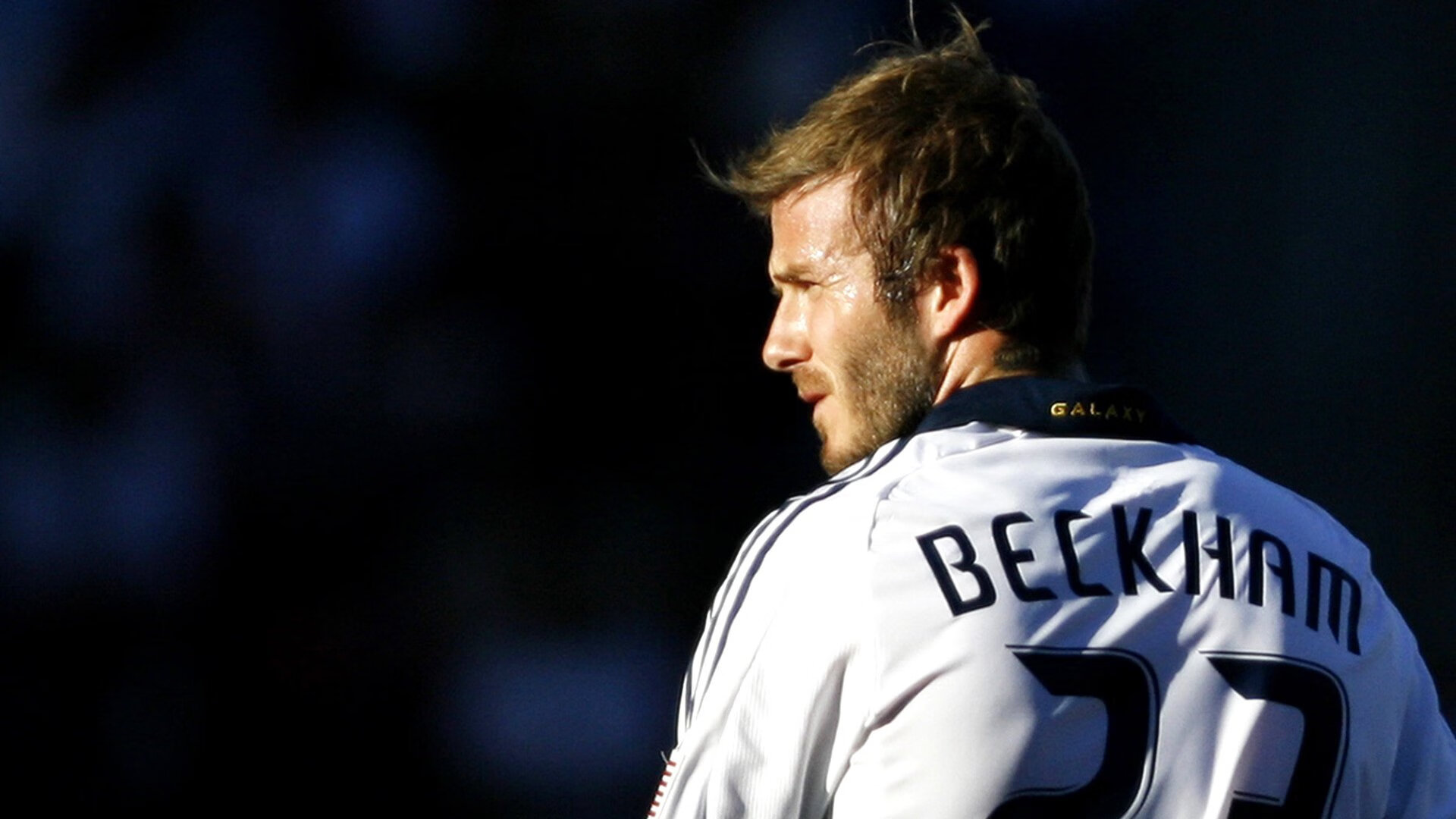 九游体育电竞官网-特斯·冯·迪克：南非队的中场发动机，传球精准一气呵成